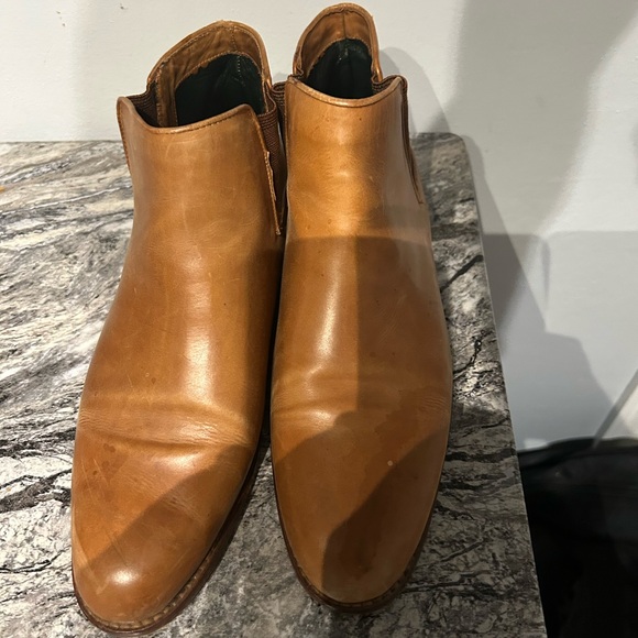 Joan & David Women’s Tan Leather Ankle Boots - Picture 3 of 9